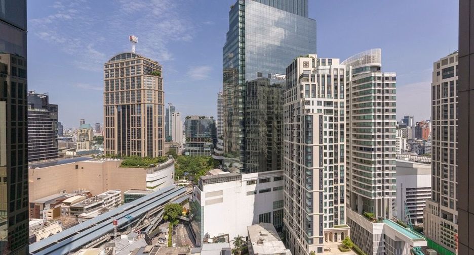 For rent 2 ベッドルーム condo in Khlong Toei, Bangkok