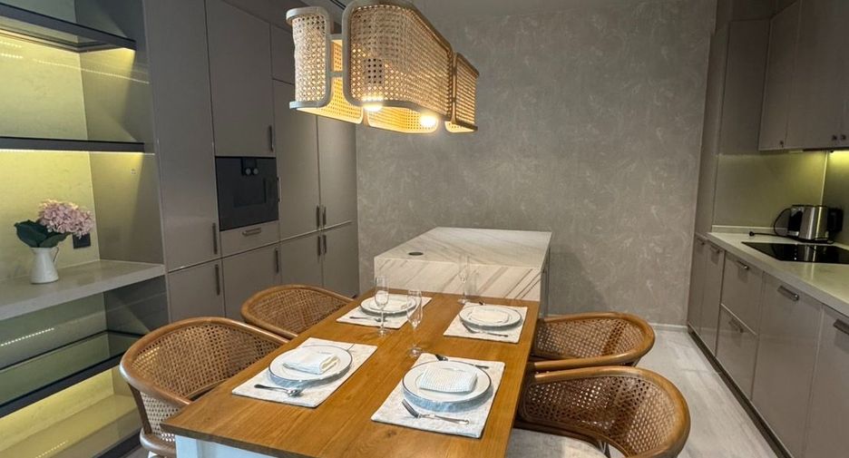 For rent 2 ベッドルーム condo in Khlong Toei, Bangkok