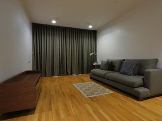 For rent 2 bedrooms serviced apartment in Watthana, Bangkok