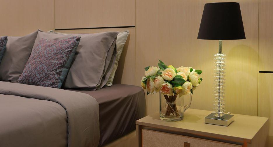 For rent 2 bedrooms serviced apartment in Watthana, Bangkok