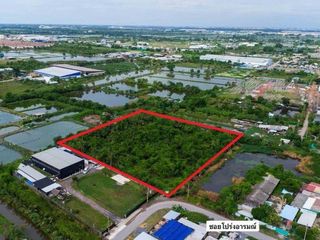 Terreno en venta en Bang Khun Thian, Bangkok