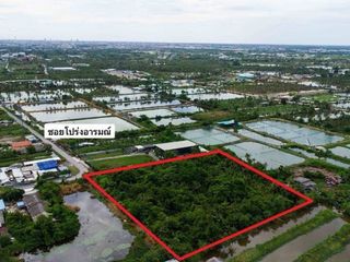 Terreno en venta en Bang Khun Thian, Bangkok