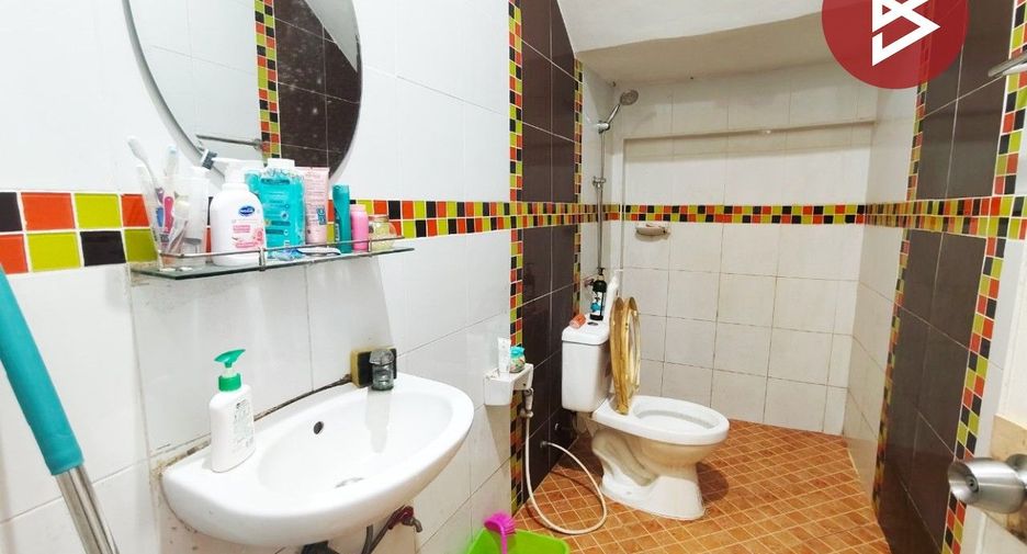 Casa adosada en venta de 2 habitaciones en Mueang Samut Songkhram, Samut Songkhram