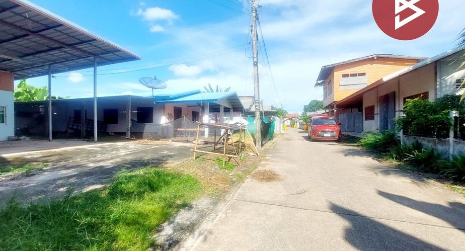 Terreno en venta en Chai Wan, Udon Thani