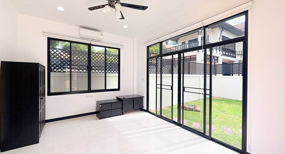 Villa zur Miete mit 4 Zimmer in Bang Lamung, Chonburi