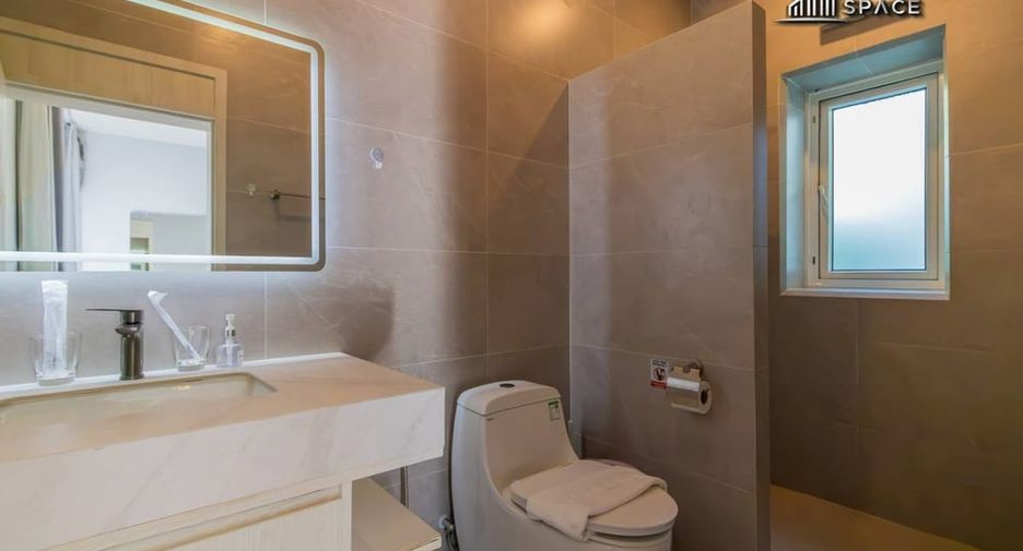 For rent 5 bedrooms villa in Bang Lamung, Chonburi