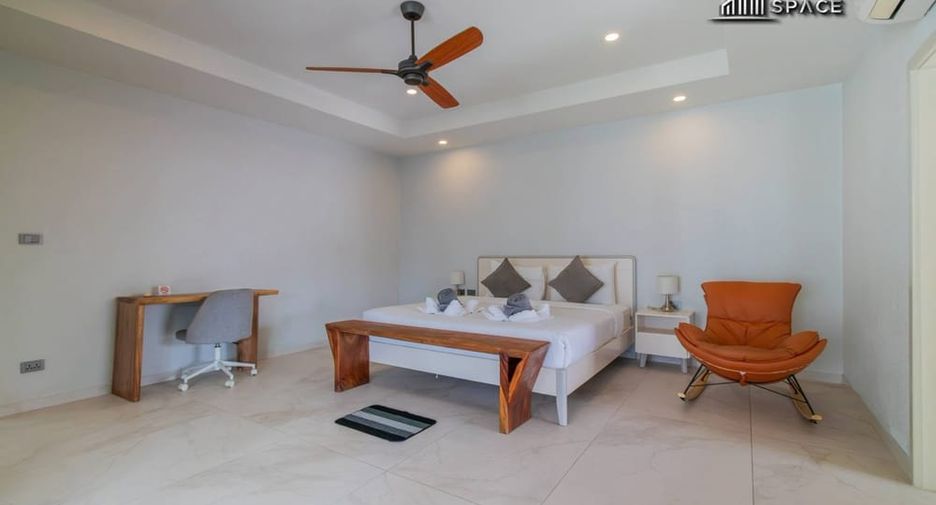 For rent 5 bedrooms villa in Bang Lamung, Chonburi