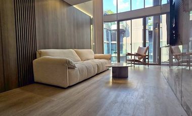 For rent 3 bedrooms condo 
