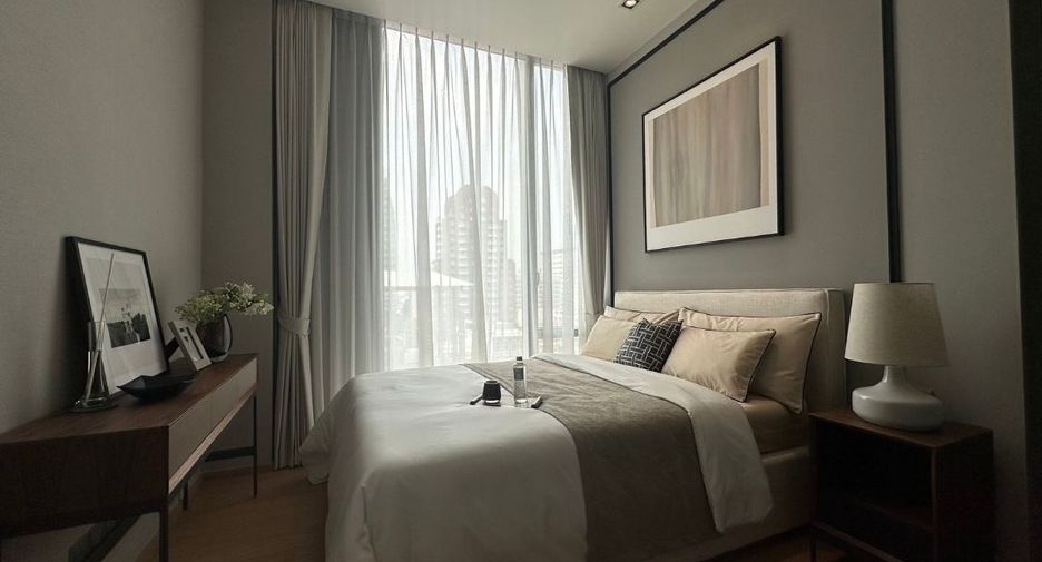 For rent 2 bedrooms condo in Pathum Wan, Bangkok