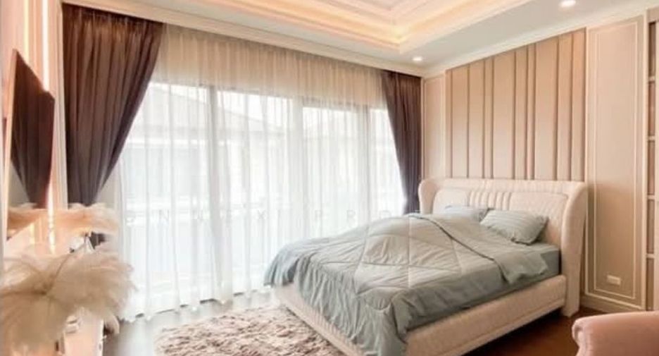 Haus zur Miete mit 4 Zimmer in Bang Phli, Samut Prakan
