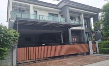 Haus zur Miete und zum Kauf mit 6 Zimmer in Bang Phli, Samut Prakan