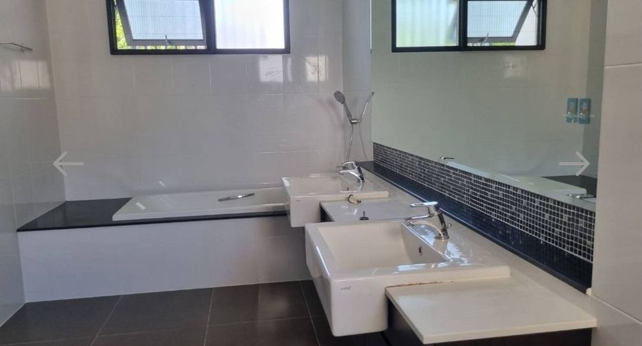 Haus zur Miete und zum Kauf mit 6 Zimmer in Bang Phli, Samut Prakan