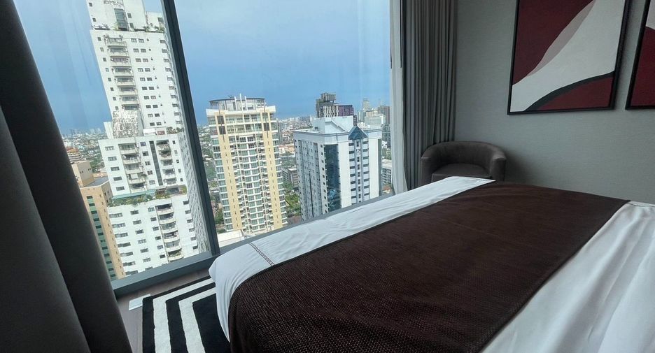 For rent 2 bedrooms condo in Khlong Toei, Bangkok