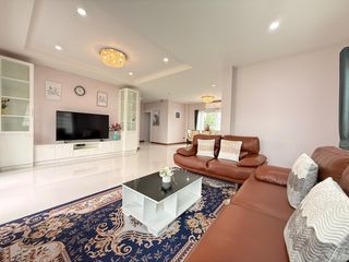 For rent and for sale 5 bedrooms house in San Sai, Chiang Mai