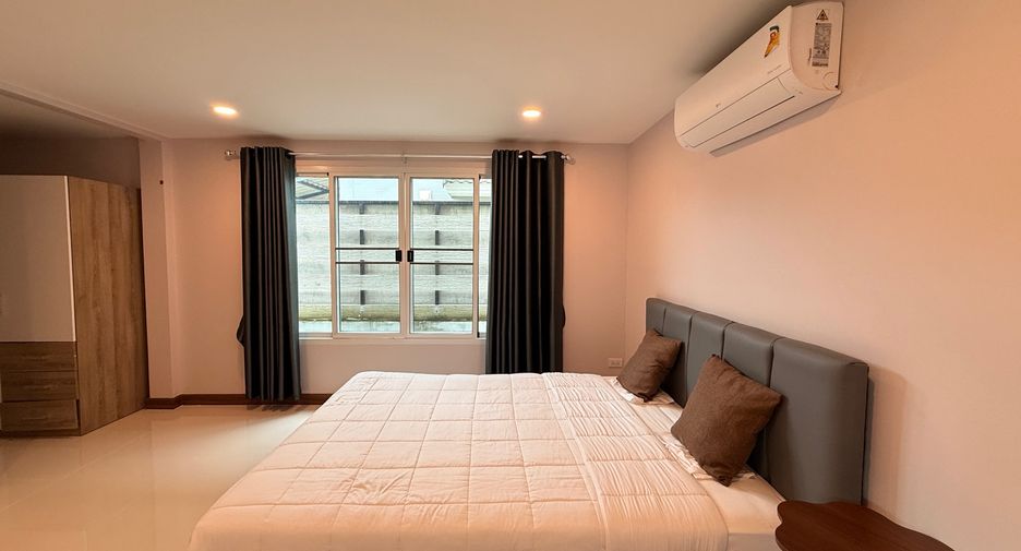 For rent and for sale 5 bedrooms house in San Sai, Chiang Mai