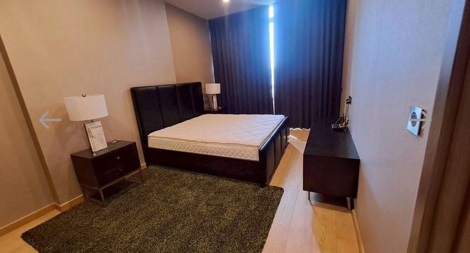 For rent 2 bedrooms condo in Watthana, Bangkok