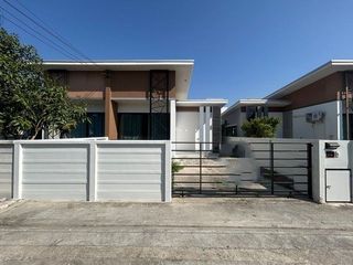 À vendre 1 chambre maison à Bang Phli, Samut Prakan