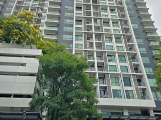 For rent 2 bedrooms condo in Phra Khanong, Bangkok