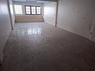 For sale 3 bedrooms retail Space in Phasi Charoen, Bangkok