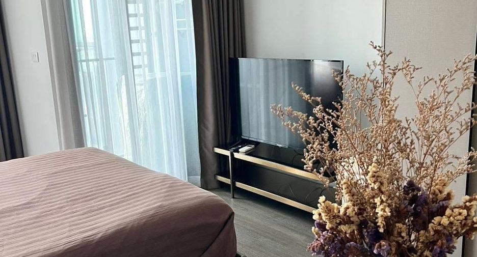 Condo en alquiler de 1 habitaciones en Phra Khanong, Bangkok