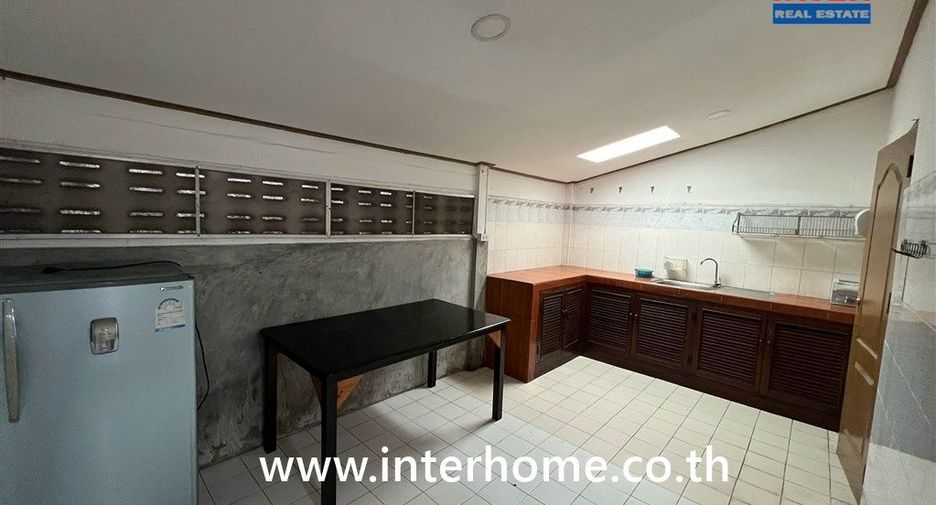 Haus zum Kauf mit 3 Zimmer in Min Buri, Bangkok