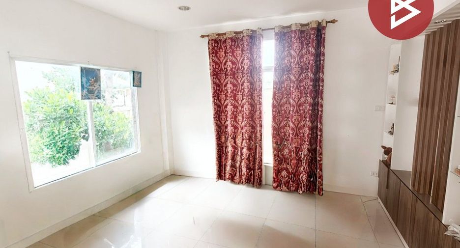 Casa en venta de 3 habitaciones en Bang Pakong, Chachoengsao