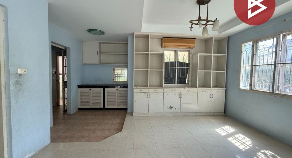 À vendre 4 chambres maison à Bang Bua Thong, Nonthaburi