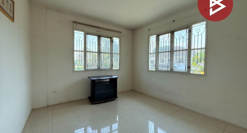 À vendre 4 chambres maison à Bang Bua Thong, Nonthaburi