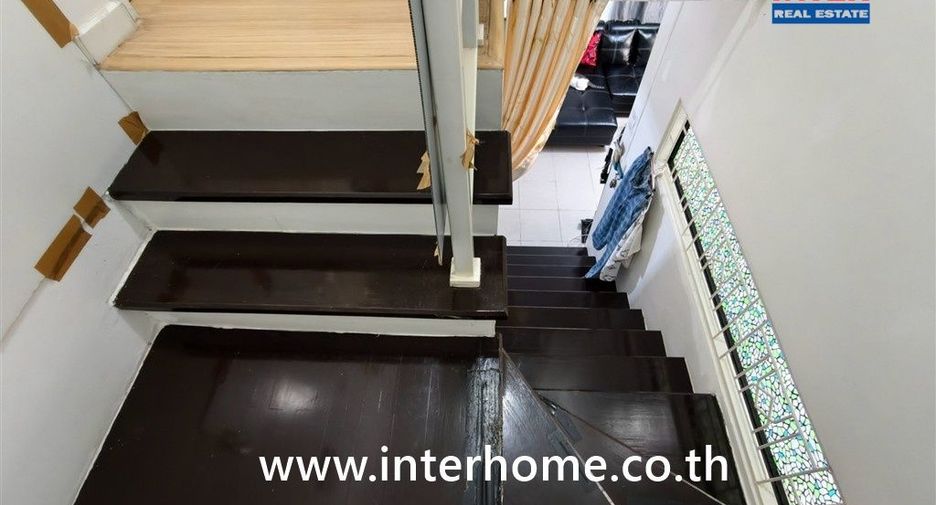 For sale 3 bedrooms townhouse in Khlong Luang, Pathum Thani