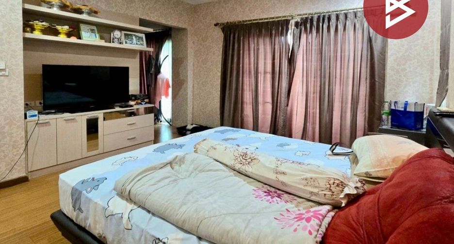 For sale 3 bedrooms house in Min Buri, Bangkok