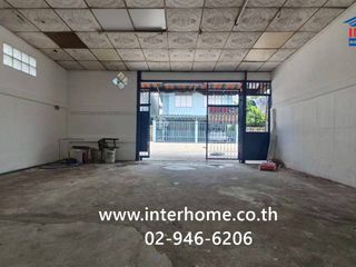 À vendre 3 chambres maison de ville à Mueang Nonthaburi, Nonthaburi