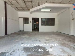 À vendre 3 chambres maison de ville à Mueang Nonthaburi, Nonthaburi