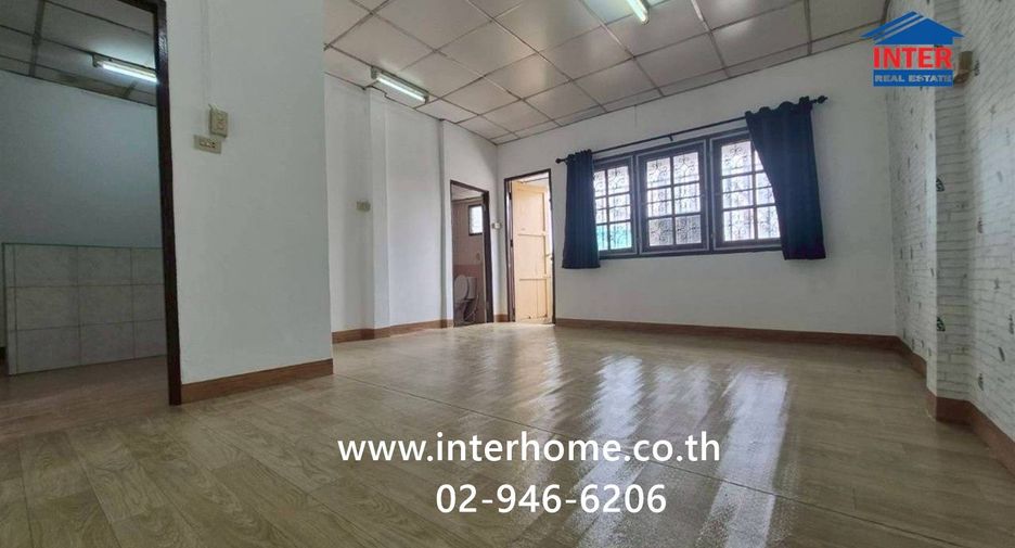 À vendre 3 chambres maison de ville à Mueang Nonthaburi, Nonthaburi