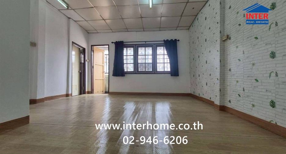 À vendre 3 chambres maison de ville à Mueang Nonthaburi, Nonthaburi