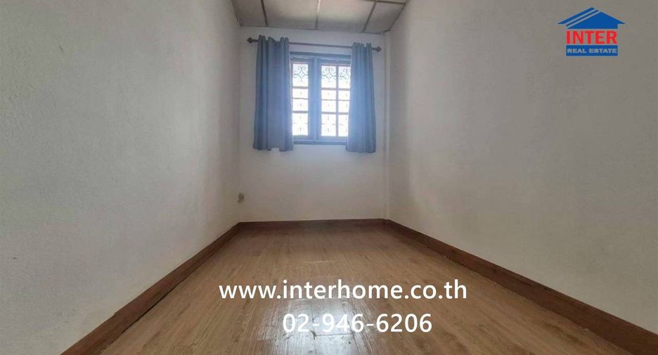 À vendre 3 chambres maison de ville à Mueang Nonthaburi, Nonthaburi