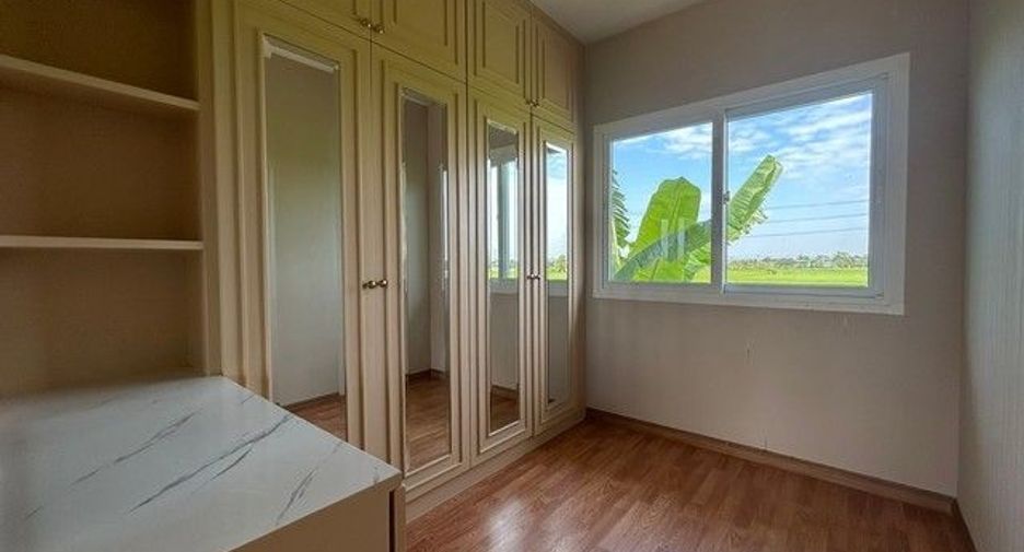 Casa en venta de 3 habitaciones en Bang Bua Thong, Nonthaburi