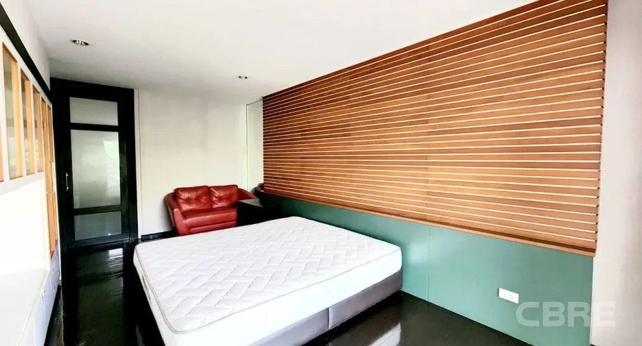 Casa en venta de 3 habitaciones en Suan Luang, Bangkok