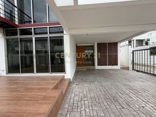 Casa en venta de 3 habitaciones en Phaya Thai, Bangkok