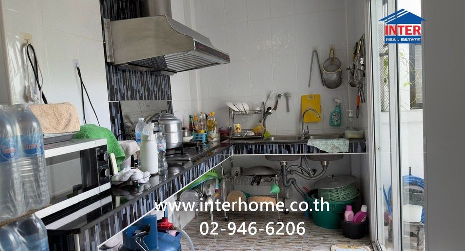 Casa en venta de 3 habitaciones en Bang Sao Thong, Samut Prakan