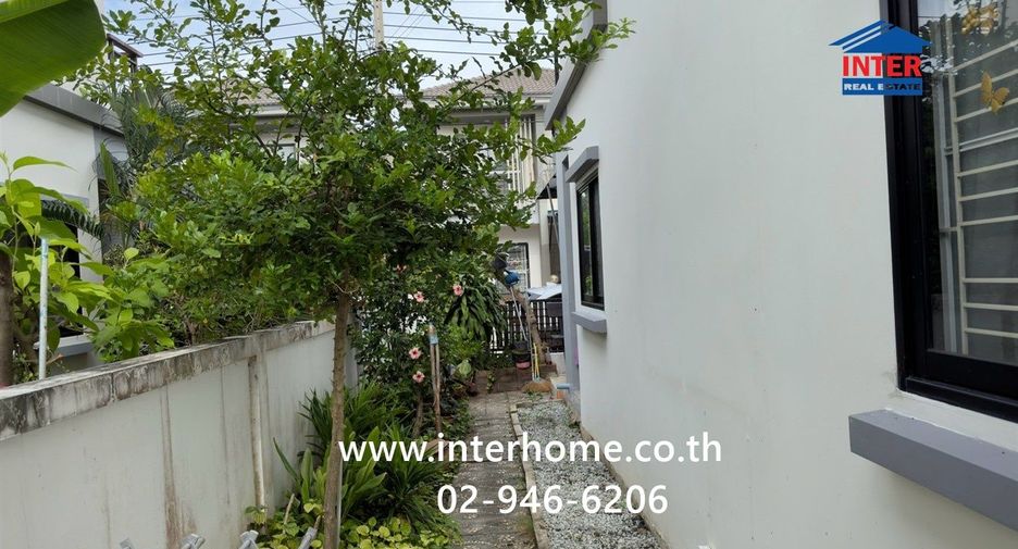 Casa en venta de 3 habitaciones en Bang Sao Thong, Samut Prakan