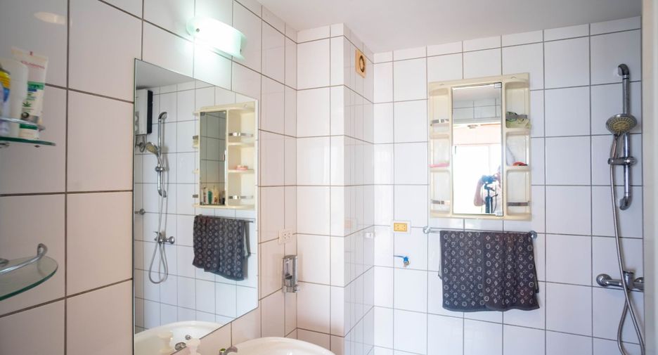 For sale 2 ベッドルーム condo in Klaeng, Rayong