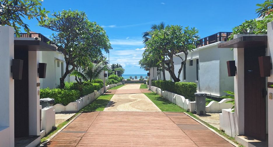 For sale 3 ベッドルーム condo in Klaeng, Rayong