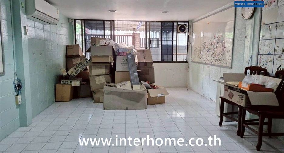 Haus zum Kauf mit 3 Zimmer in Lak Si, Bangkok