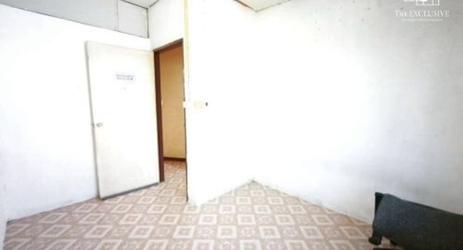 Haus zum Kauf mit 4 Zimmer in Mueang Nonthaburi, Nonthaburi