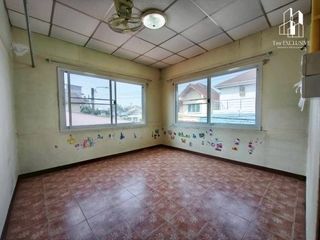 Haus zum Kauf mit 4 Zimmer in Mueang Nonthaburi, Nonthaburi