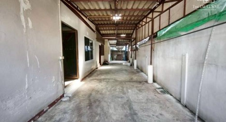 Haus zum Kauf mit 4 Zimmer in Mueang Nonthaburi, Nonthaburi