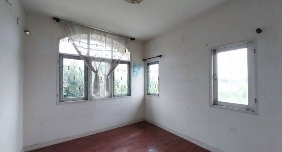 Haus zum Kauf mit 3 Zimmer in Bang Yai, Nonthaburi