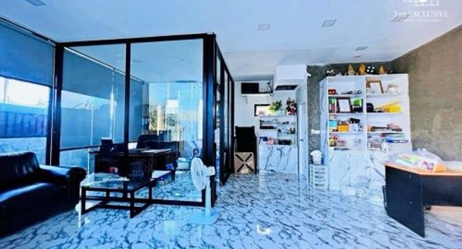 For sale 1 bed warehouse in Bang Bua Thong, Nonthaburi