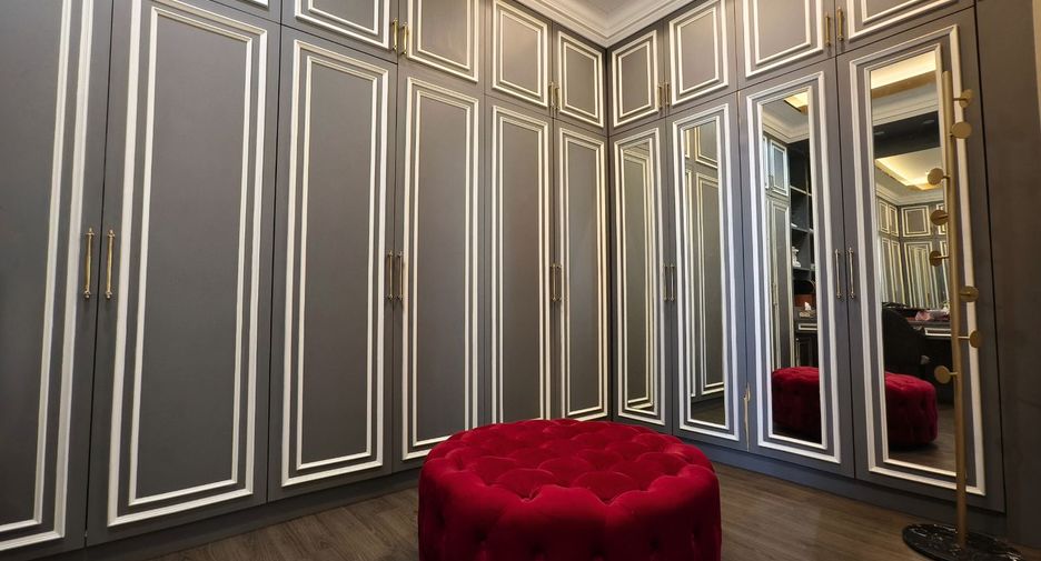 Casa en venta de 5 habitaciones en Khan Na Yao, Bangkok