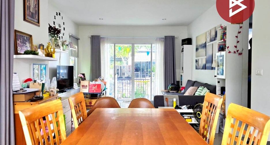 Casa en venta de 4 habitaciones en Bang Khun Thian, Bangkok